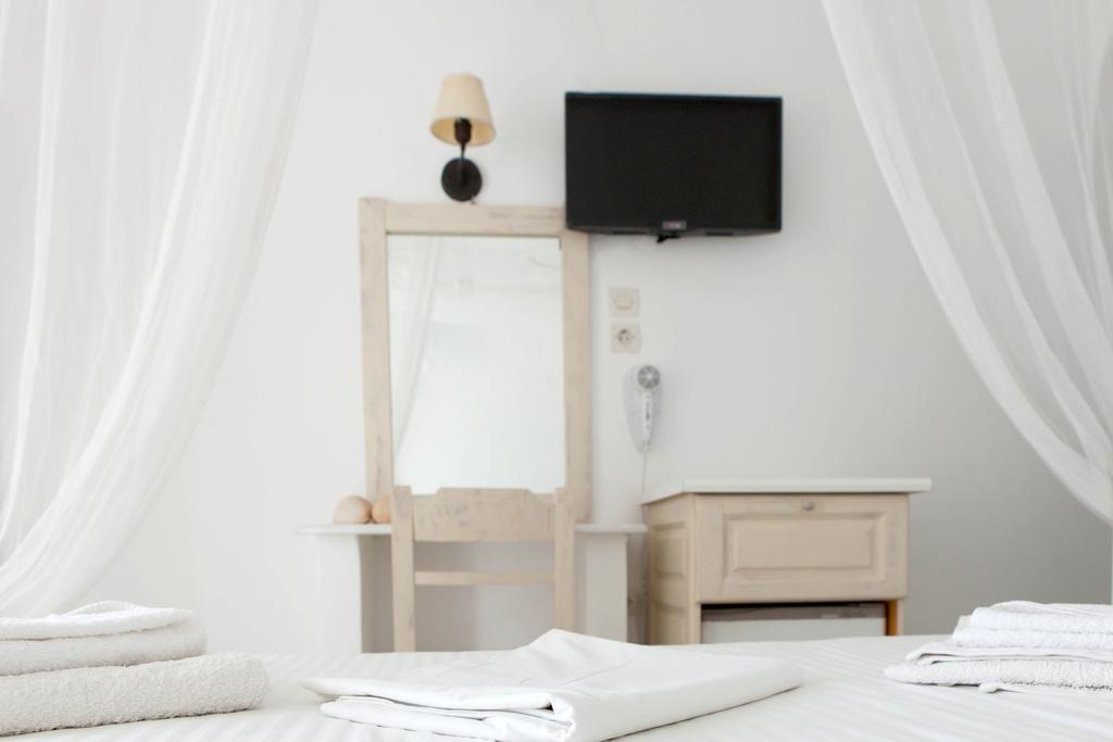 Hotel Begleri Andíparosz Póli Szoba fotó